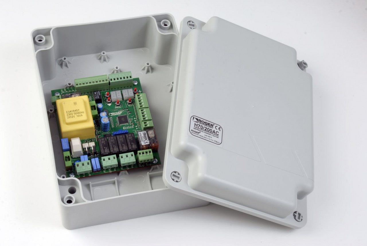 ROGER Central p/ 2 Motores c/ Abrandamento H70/200AC