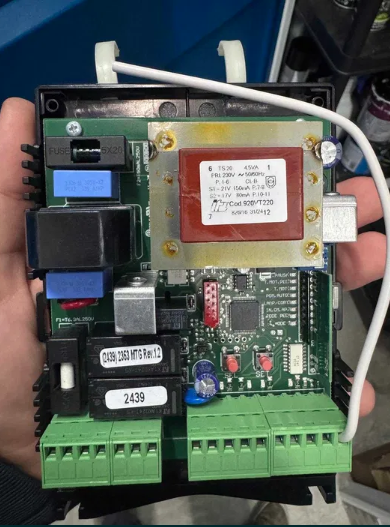 Central de controle portões de correr L1 NEW 2102