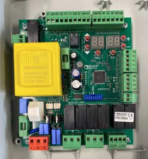 ROGER Central p/ 2 Motores c/ Abrandamento H70/200AC "USADO"