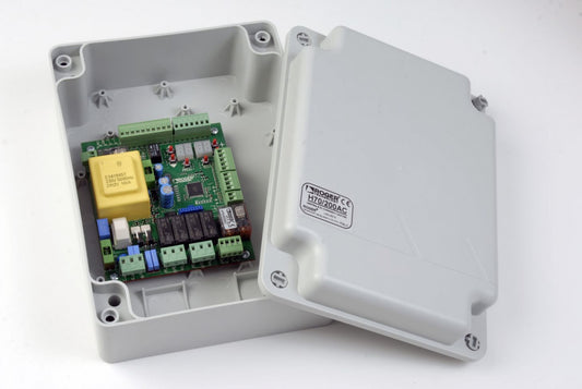 ROGER Central p/ 2 Motores c/ Abrandamento H70/200AC